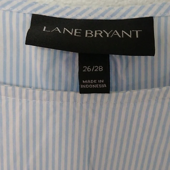 LANE BRYANT EMBROIDERED, PINSTRIPE, 3/4 SLEEVES, LIGHT WEIGHT, SIDE VENT, TUNIC - Picture 6 of 7